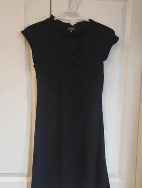 Nicole Miller Black Ruffled Neck Cap-Sleeve Midi Dress